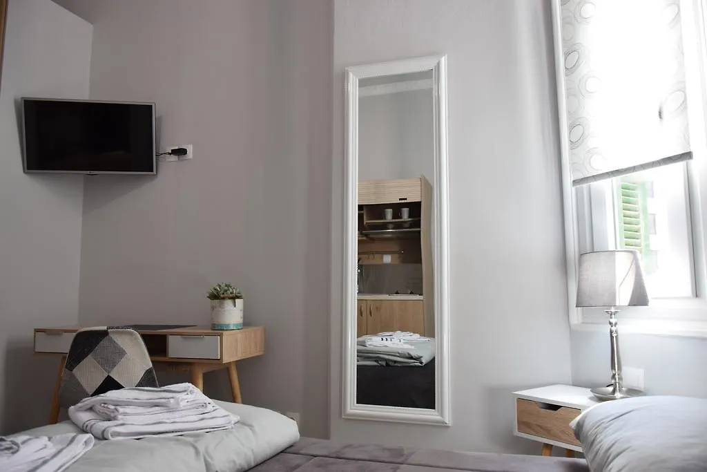 Megaron11 Apartments Thessaloniki Greece