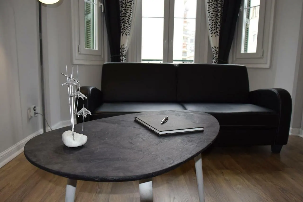 Megaron11 Apartments Thessaloniki Greece